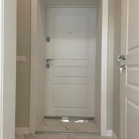 Mey On Rynok Square *