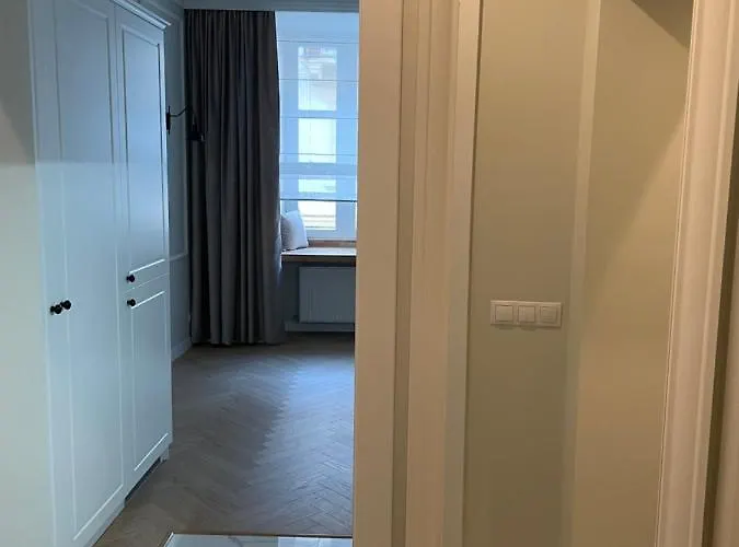 Mey On Rynok Square *