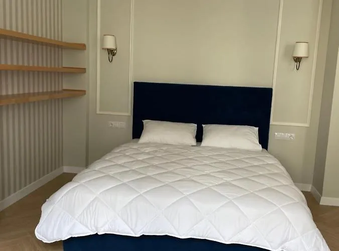 Mey On Rynok Square Apartamento Leópolis